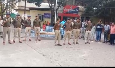 अपराधियों में खौफ: रायपुर पुलिस ने 149 बदमाशों की निकाली परेड, 39 पर बड़ी कार्रवाई