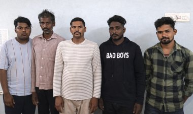 धमतरी पुलिस की बड़ी कार्रवाई: सिहाद रेस्ट हाउस के पास जुआ खेलते 5 गिरफ्तार, 26 हजार नकद बरामद