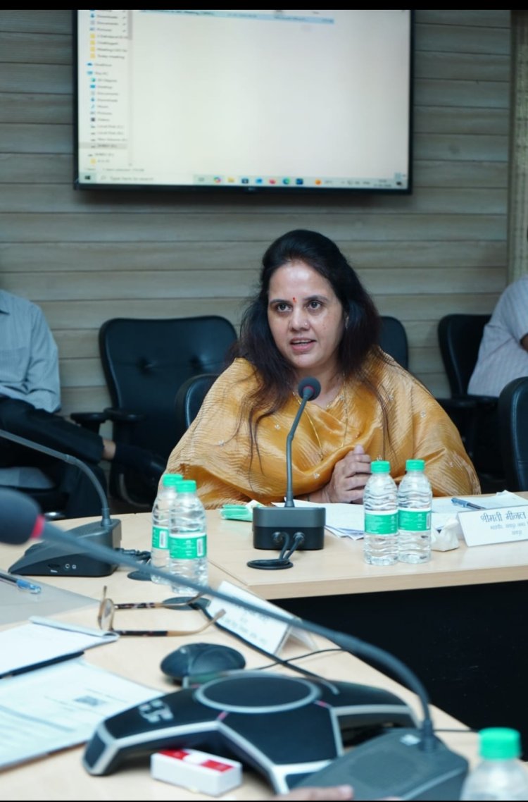 विद्युत नियामक आयोग नगर निगम रायपुर को ग्रास सब्सिडाइजेशन श्रेणी में ना रखे और व्यबसायिक दर श्रेणी से बाहर रखे ....