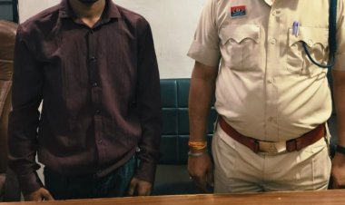 थाना गुढ़ियारी, खमतराई तथा रामनगर चौकी क्षेत्र से 03 आरोपियों को किया गया धारदार चाकू के साथ गिरफ्तार ...