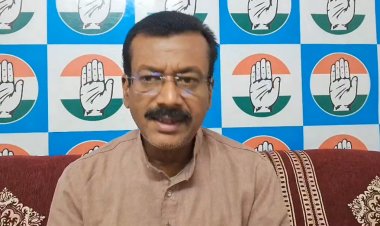 कथा वाचक का मंत्री पर धोखाधड़ी का आरोप, विधानसभा गेट पर आत्मदाह की चेतावनी से मचा हड़कंप ...