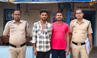 धमतरी: गौवंश की तस्करी पर पुलिस का कड़ा प्रहार, पिकअप सहित 9 बछड़े बरामद ...