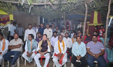 विधायक डॉ. संपत अग्रवाल ने कुदारीबाहरा और सलडीह में की जनसंपर्क की नई शुरुआत, 'गाँव चलो-घर चलो अभियान' को मिला भारी जनसमर्थन ...