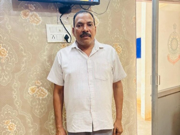 रायपुर में दोहरा हत्याकांड: चरित्र शंका में पूर्व पुलिसकर्मी ने पत्नी और सौतेली बेटी को कुल्हाड़ी से उतारा मौत के घाट