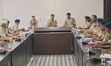प्रभावी पुलिसिंग और जन-समस्या निवारण प्राथमिकता: एसपी ओम प्रकाश शर्मा ने ली जिले के अधिकारियों की पहली बैठक