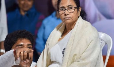 पश्चिम बंगाल:दीदी के गढ़ में सन्नाटा,भाजपा खेमे में हलचल