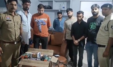 दुर्ग पुलिस का 'ऑपरेशन क्लीन', चरोदा के फ्लैट में चल रहे अवैध हुक्का बार का भंडाफोड़, 6 गिरफ्तार