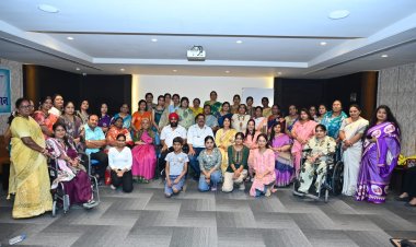 रायपुर: प्रत्युषा फाउंडेशन द्वारा अंतरराष्ट्रीय मातृ दिवस पर 'प्रसूति सम्मान' एवं शपथ ग्रहण समारोह आयोजित; 26 एकल माताएं सम्मानित