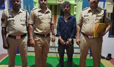 गरियाबंद पुलिस द्वारा लगभग 130 किलो 160 ग्राम अवैध गांजा एवं एक पिकअप वाहन के साथ 1 आरोपी गिरफ्तार