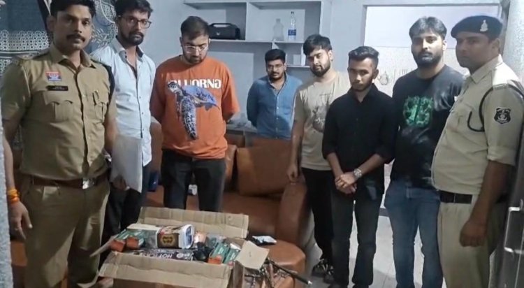 दुर्ग पुलिस का 'ऑपरेशन क्लीन', चरोदा के फ्लैट में चल रहे अवैध हुक्का बार का भंडाफोड़, 6 गिरफ्तार