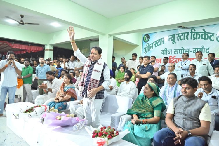 सपोस क्रिकेट टूर्नामेंट के समापन पर जुटे दिग्गज,विधायक डॉ. संपत अग्रवाल ने खिलाड़ियों को दिया 'खिलाड़ी भावना' का मंत्र