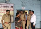 नीट परीक्षा की तैयारियों का जायजा लेने पहुंचे कलेक्टर डॉ. गौरव सिंह स्कूल ।