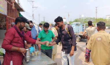 हनुमंत प्रसादी वितरण समिति द्वारा रावण भाठा हनुमान मंदिर में छाछ वितरण, उमड़े हजारों भक्त