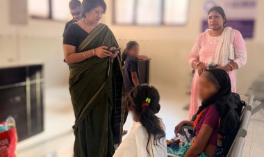  डॉ. वर्णिका शर्मा ने एम्स रायपुर में भर्ती बालिका से की मुलाकात, चिकित्सकों से ली उपचार की विस्तृत जानकारी
