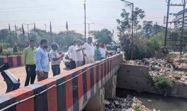 नाला सफाई ठेकेदार एवं सफाई कामगार स्थल पर अनुपस्थित मिले, इसे लेकर निगम स्वास्थ्य विभाग अध्यक्ष ने व्यक्त की गहन नाराजगी