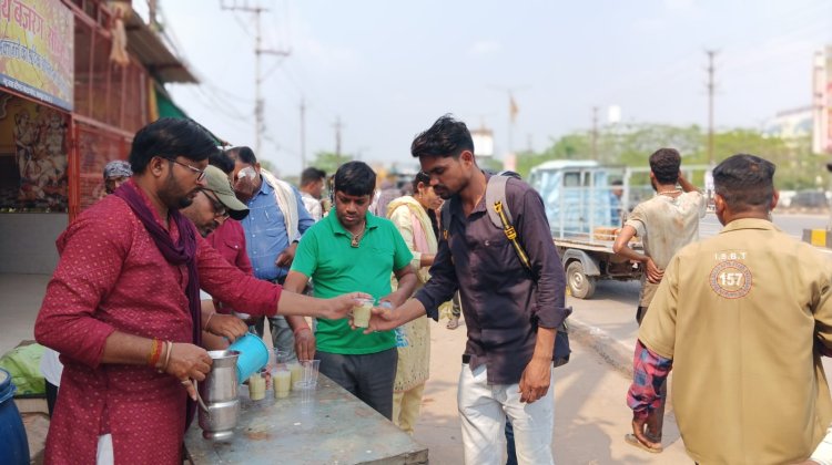 हनुमंत प्रसादी वितरण समिति द्वारा रावण भाठा हनुमान मंदिर में छाछ वितरण, उमड़े हजारों भक्त