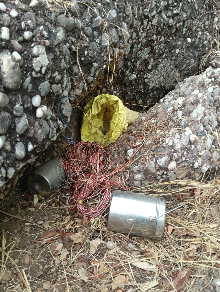 कांकेर में नक्सलियों की साजिश नाकाम, जंगल से 3 टिफिन IED बरामद