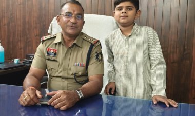 रायपुर पुलिस की त्वरित और सराहनीय पहल: महज दो दिन में मध्यप्रदेश से सकुशल बरामद हुआ नाबालिग जीशान, परिवार के चेहरों पर लौटी मुस्कान