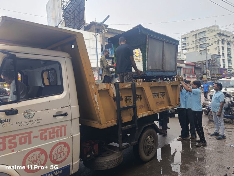 सुगम यातायात हेतु रायपुर पुलिस कमिशनरेट की सख्त मुहिम