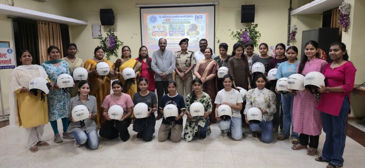शासकीय दूधाधारी बजरंग स्नातकोत्तर महिला महाविद्यालय, कालीबाड़ी, रायपुर में यातायात जागरूकता एवं सामान्य ज्ञान प्रतियोगिता का आयोजन