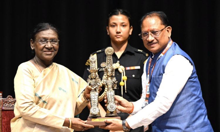 राष्ट्रपति द्रौपदी मुर्मू का बस्तर दौरा: ऐतिहासिक 'मुरिया दरबार' में होंगी शामिल, प्रशासनिक तैयारियां तेज